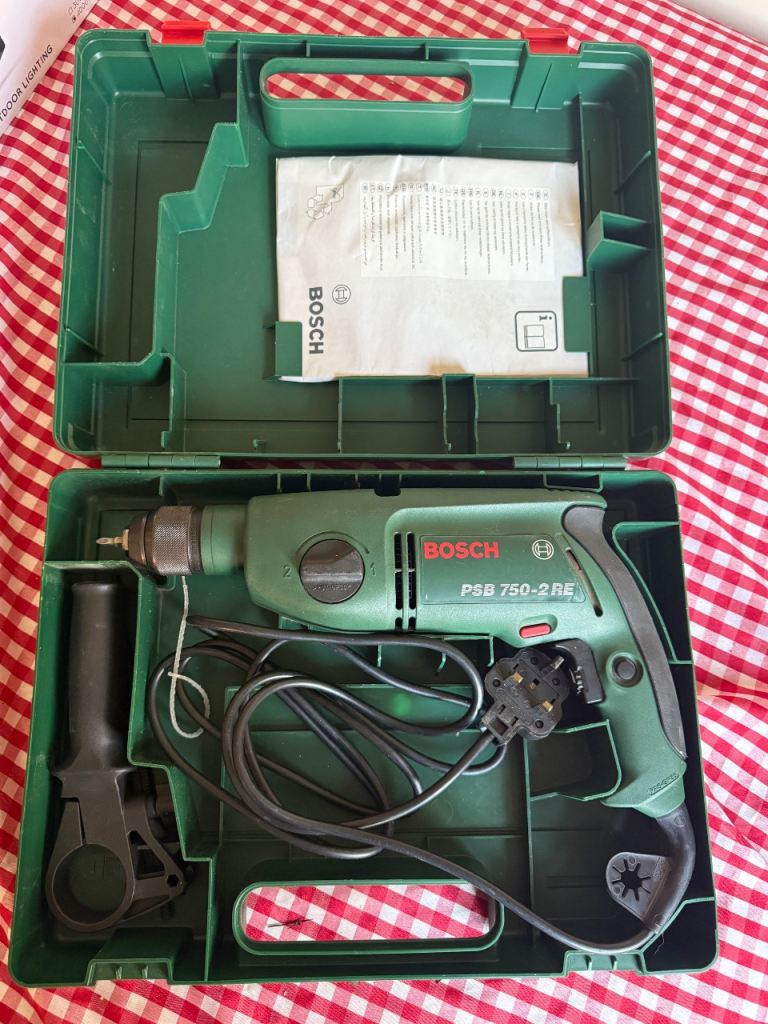 Bosch drill with box and instructions 