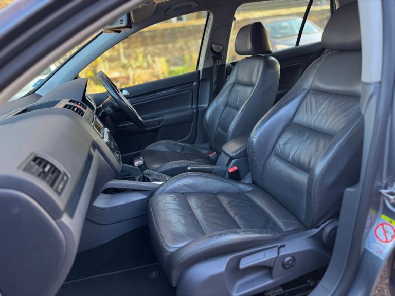 Volkswagen, GOLF, Hatchback, 2006, Semi-Auto, 1968 (cc), 5 doors