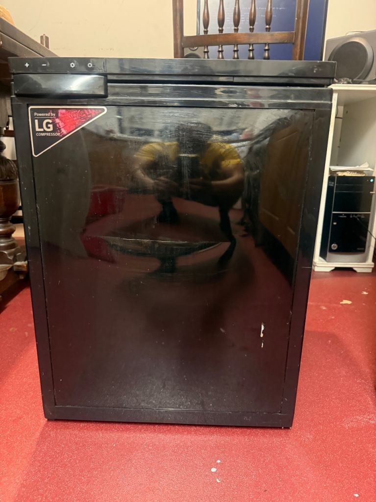 Alpicool 65 litre 12v LG Compressor Fridge/Freezer for Campervan