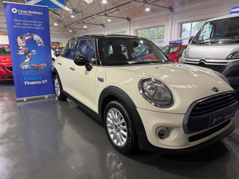 2016 MINI Hatch 1.5 Cooper D Euro 6 (s/s) 5dr HATCHBACK Diesel Manual
