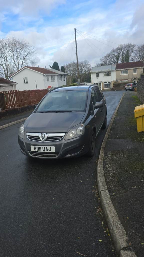 Vauxhall, ZAFIRA, MPV, 2011, Manual, 1686 (cc), 5 doors