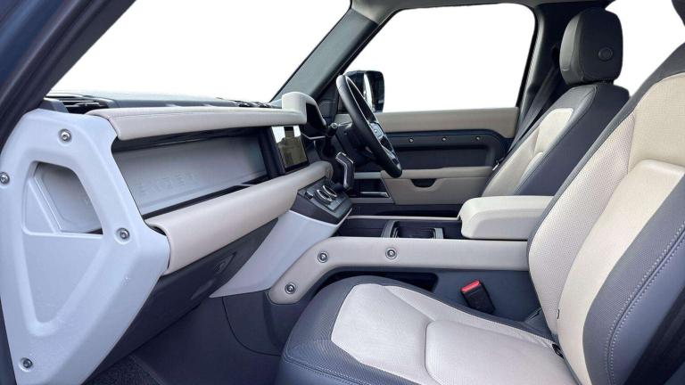 2023 Land Rover Defender 3.0 D250 X-Dynamic SE 110 5dr Auto SUV Diesel Automatic