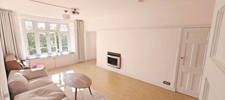 Fulham High St, Private Owner,  1-Bed Flat, Unique Views With Allotment allocation
