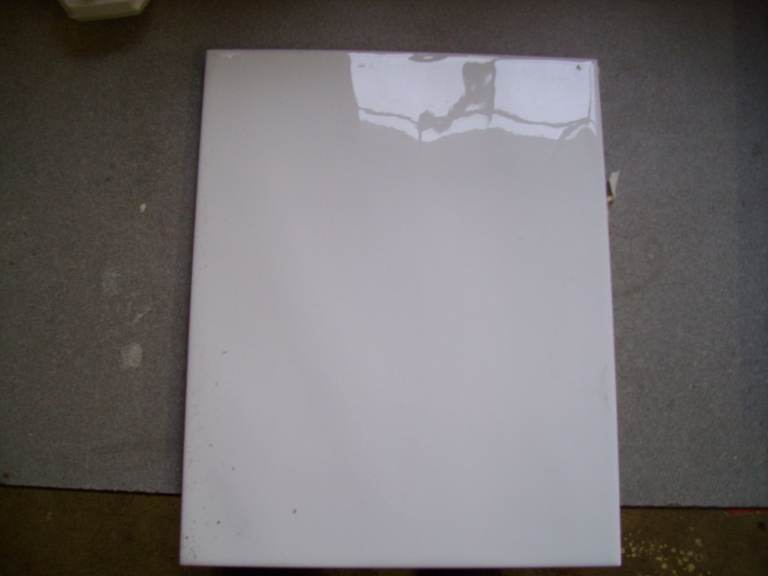 White ceramic glazed wall tiles