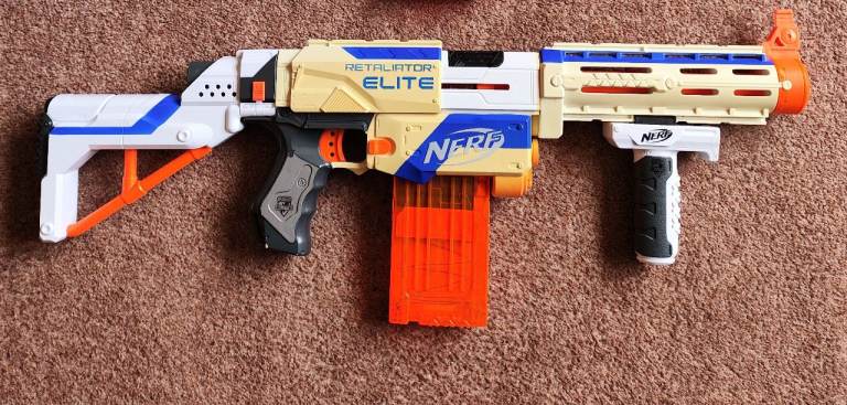 Nerf Elite Retaliator Play Gun with darts