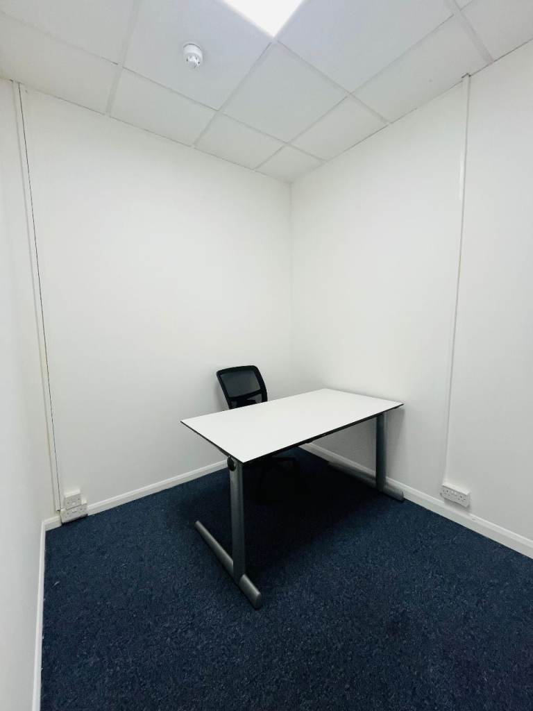 Small Office to Rent in Park Royal NW10