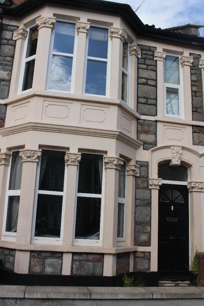 SPACIOUS ONE DOUBLE BEDROOM FLAT IN SOUGHT AFTER AREA