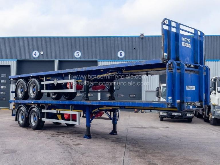 MONTRACON TANDEM AXLE URBAN FLATBED TRAILER 