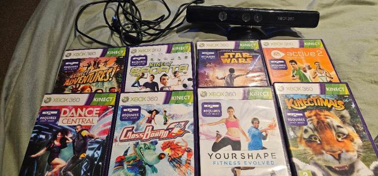 Xbox 360 kinect+ 8 games