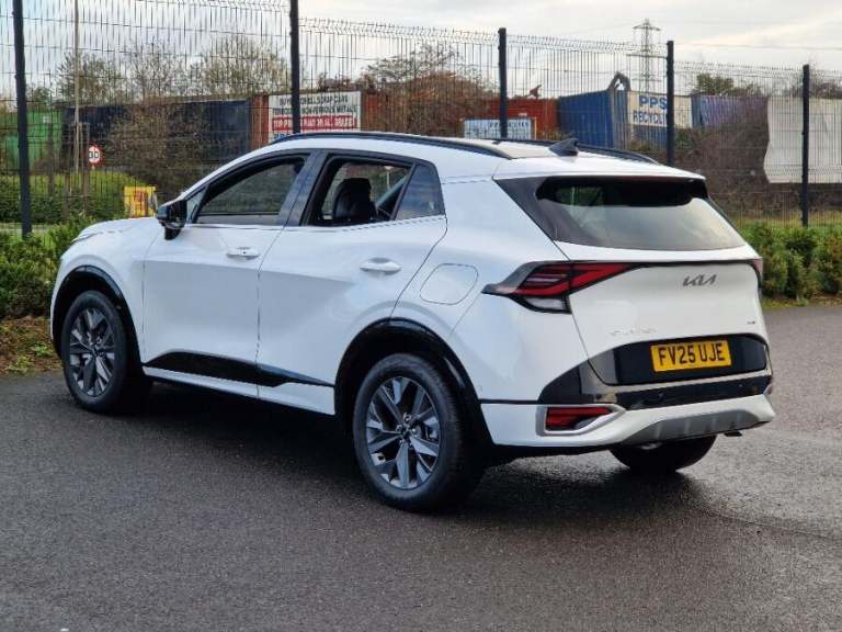 2025 Kia Sportage 1.6 h T-GDi GT-Line S SUV 5dr Petrol Hybrid Auto Euro 6 (s/s) (207 bhp) ESTATE ...