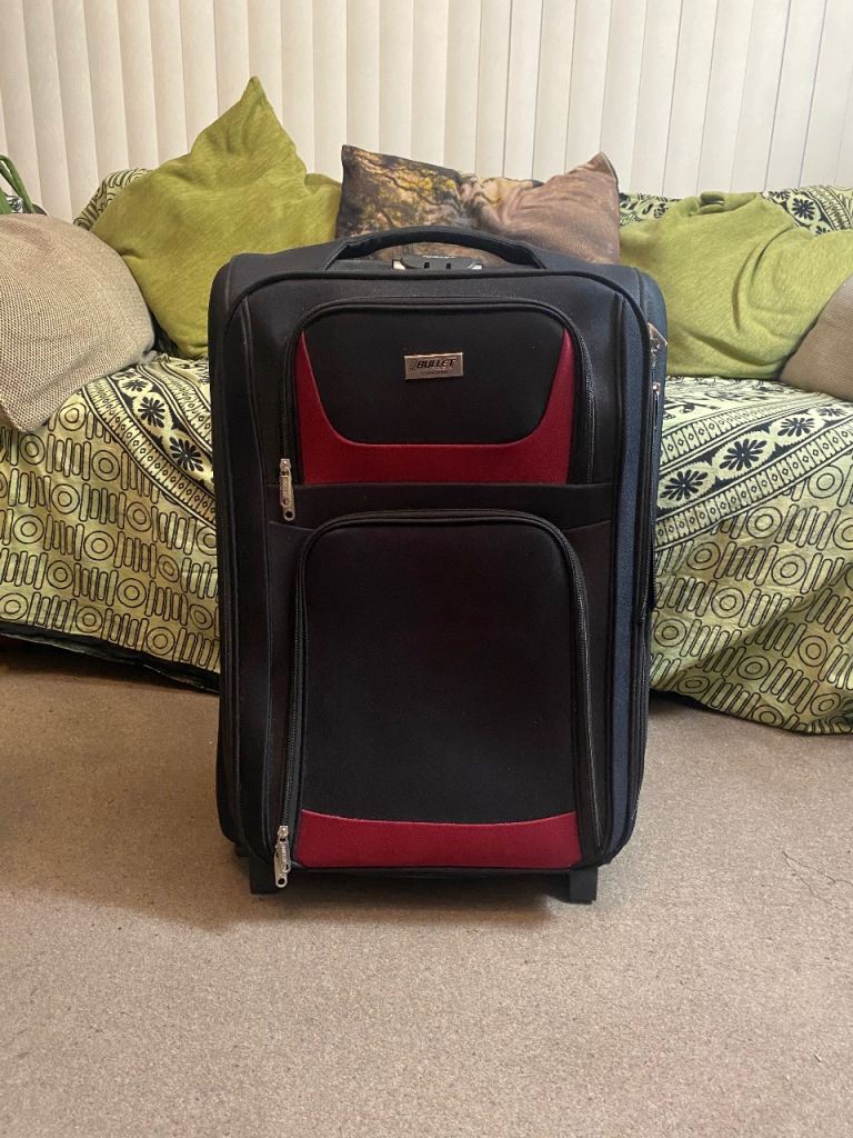 Mid size suitcase