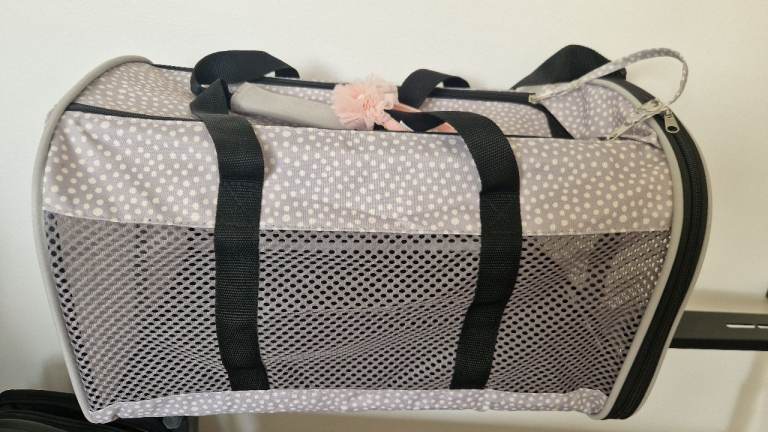 New, pat carrier Travel bag