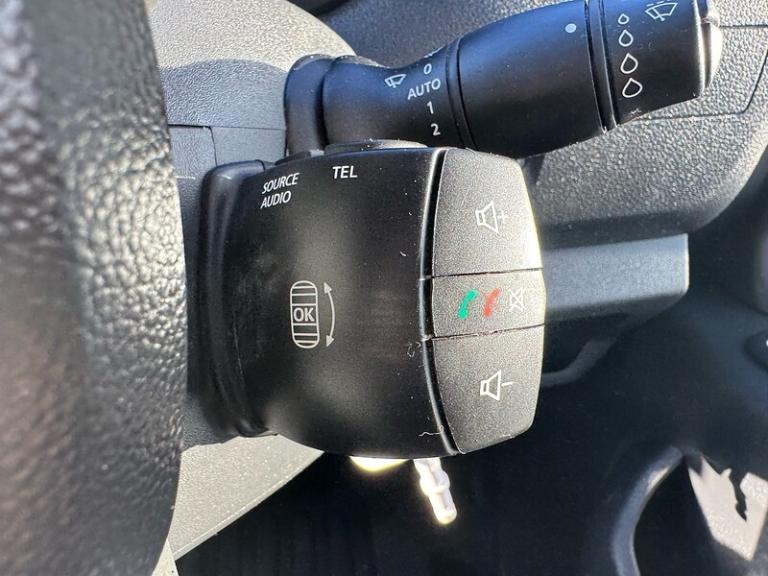 2023 Renault Master Dropside dCi ENERGY 35 Business 2.3 145 PS FWD LWB Euro 6 with 2 Keys, 6 Sp D...