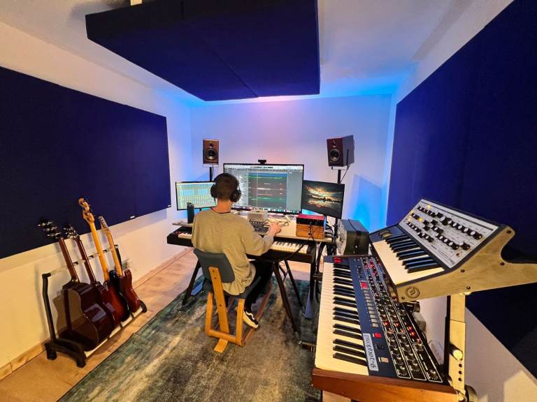 Music Studio | Podcast | SoundProof Room | In Hackney East London E9