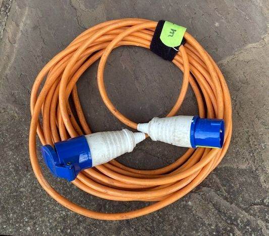 12m x 16amp heavy duty site or caravan hook up ext cable.