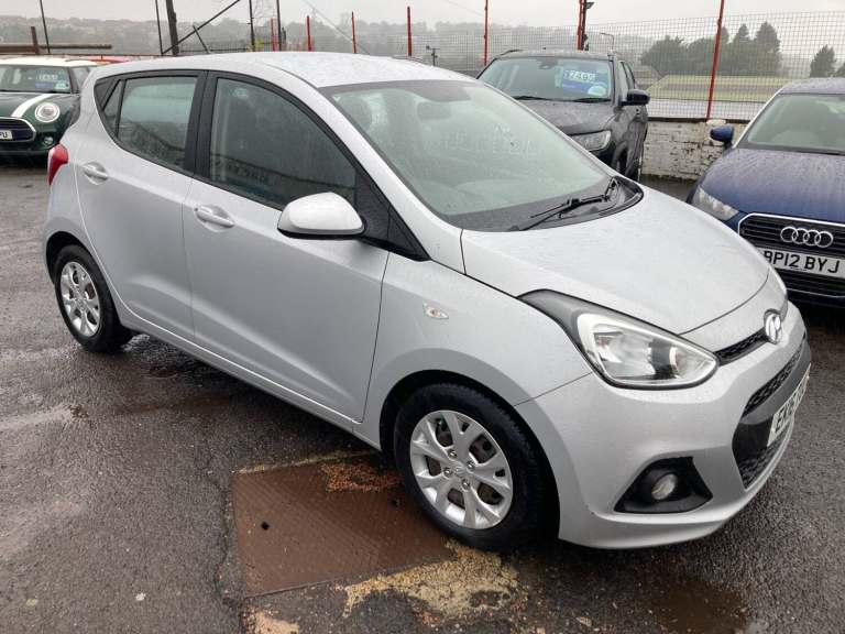 2016 Hyundai i10 1.0 Blue Drive SE 5dr HATCHBACK Petrol Manual