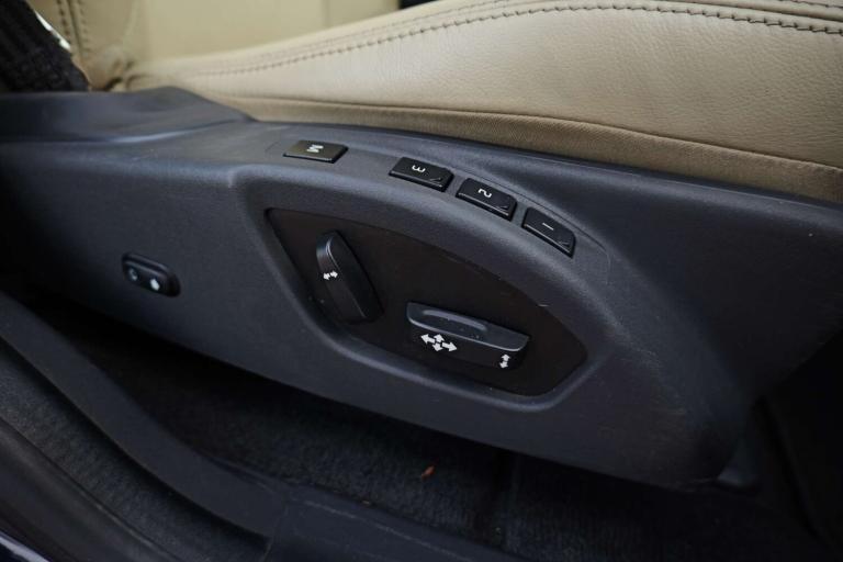 2016 Volvo XC60 2.4 XC60 SE Luxury Nav D5 AWD 4WD 5dr SUV Diesel Manual