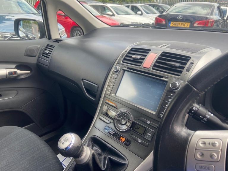 2008 Toyota Auris TR VVT-I HATCHBACK Petrol Manual