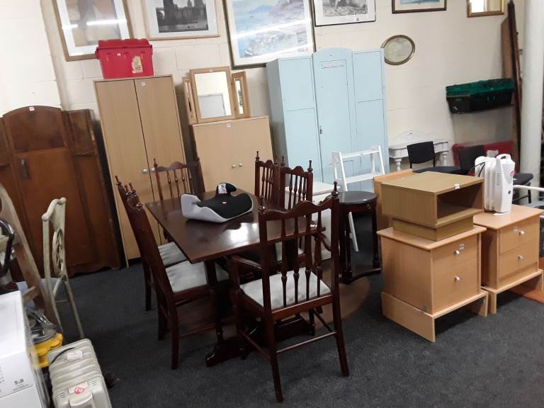 Grey & black swivel office chair Copley Mill Low Cost Moves 2nd Hand Furniture STALYBRIDGE SK15 3DN