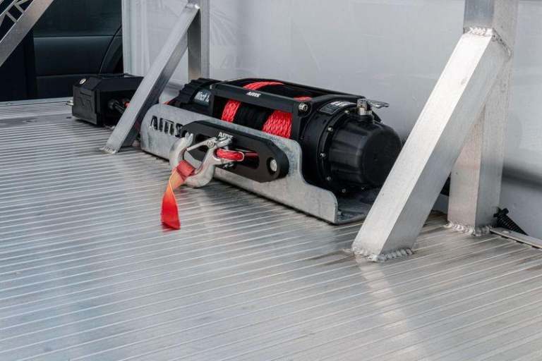 Recovery Truck Body Aluminium Car Transporter body, we can build on any manufact