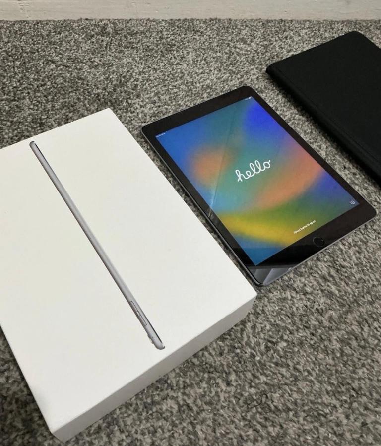 iPad Pro 1st Generation 32/256GB Excellent condition 