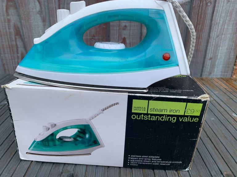 M+S Essentials Iron. 