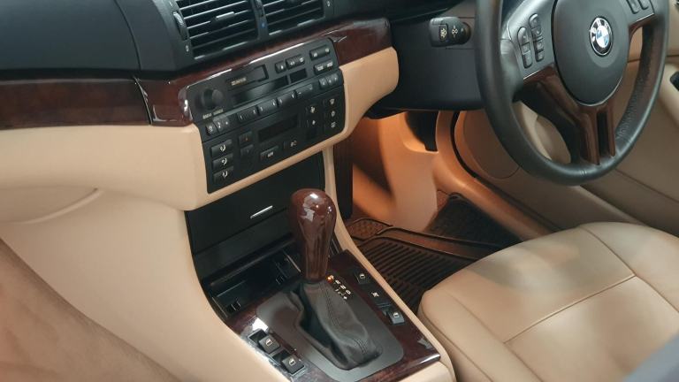 BMW 320D SE * GENUINE 6,000 MILES FROM NEW * YES 6,000 MILES WOW* AUTOMATIC