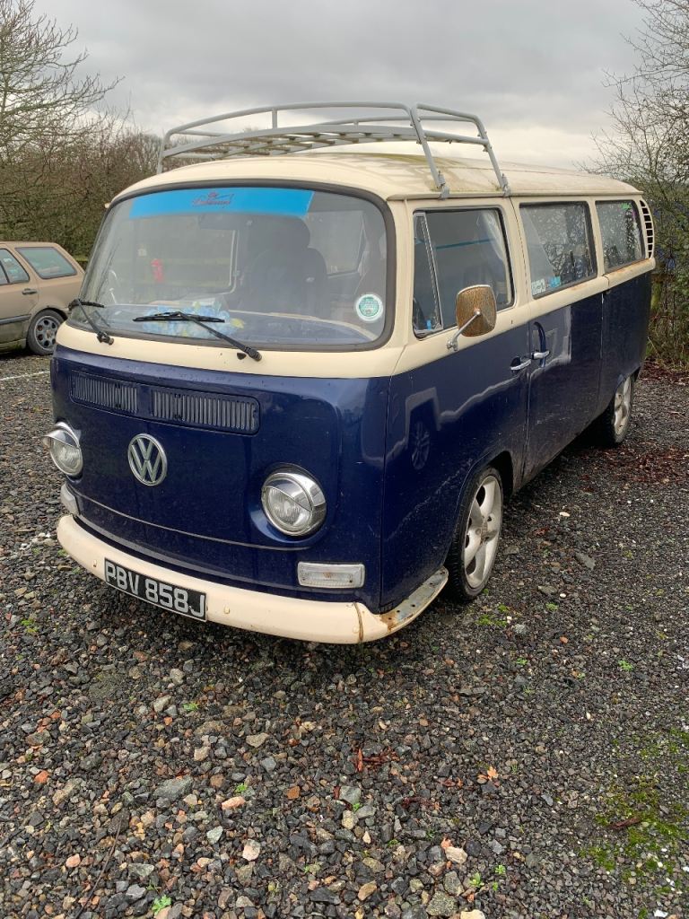 Volkswagen Early Tin-Top Bay