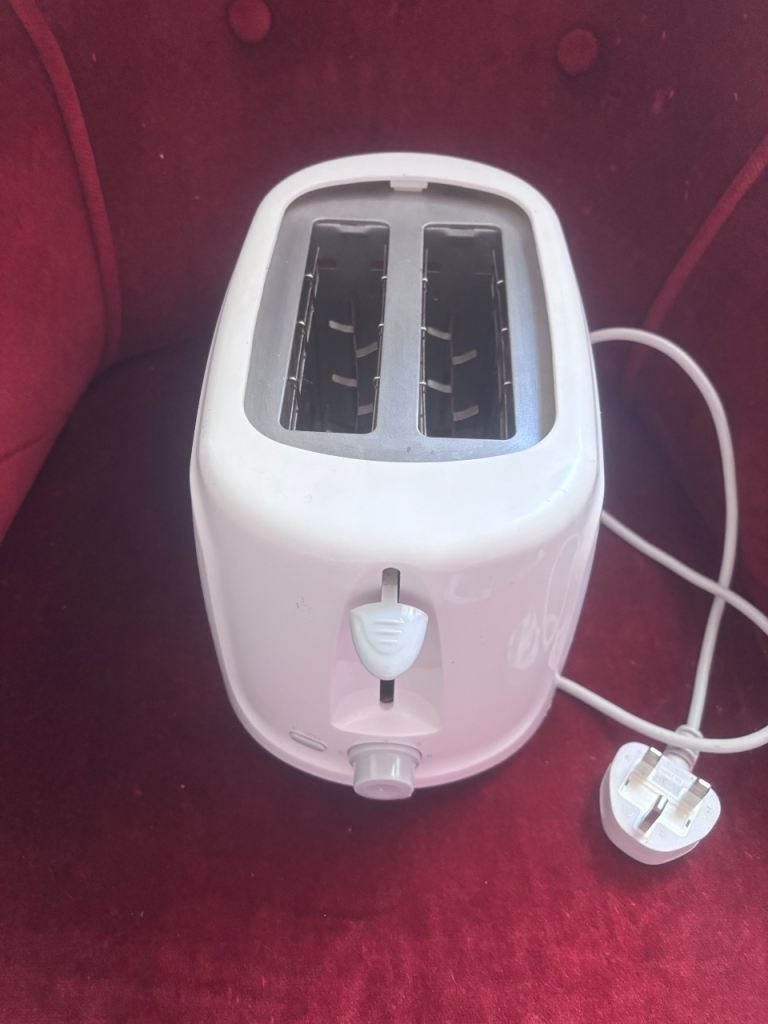 Tesco toaster