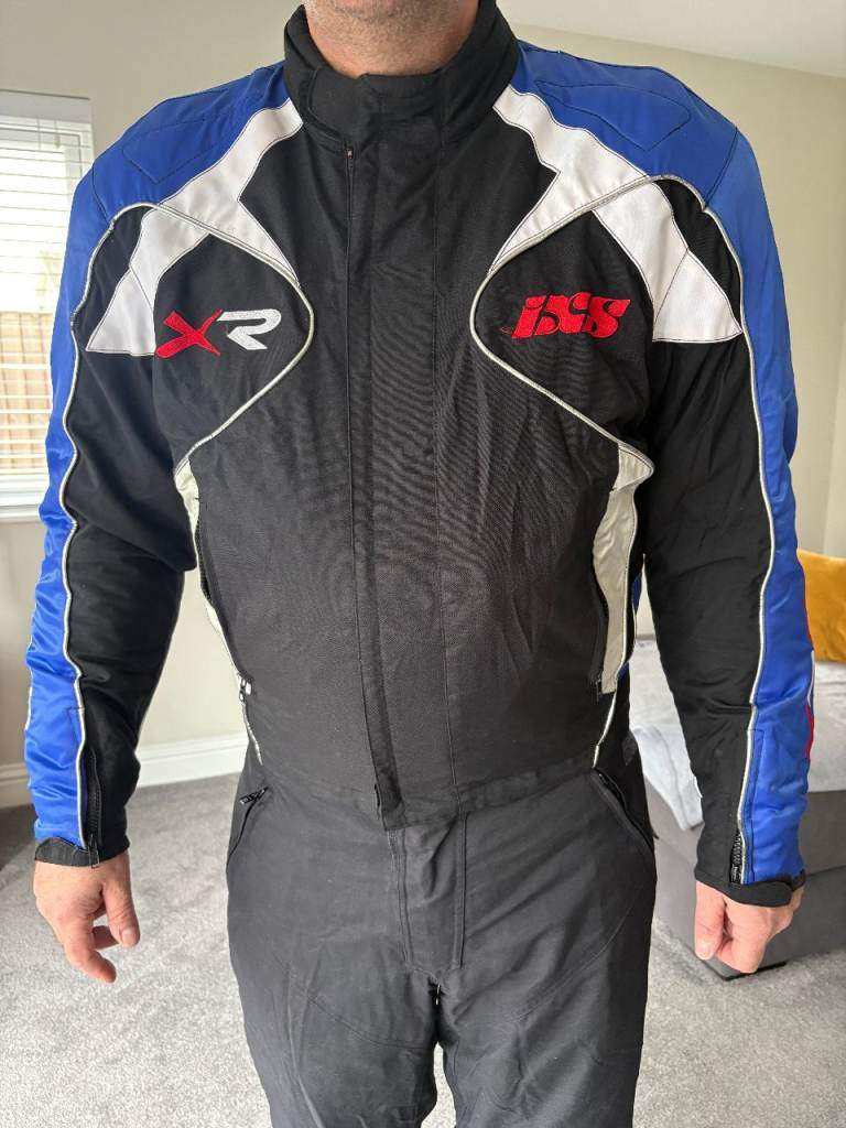 IXS Racing Motorcycle Motorbike Suit Armoured Jacket Trouser Suit Size XL