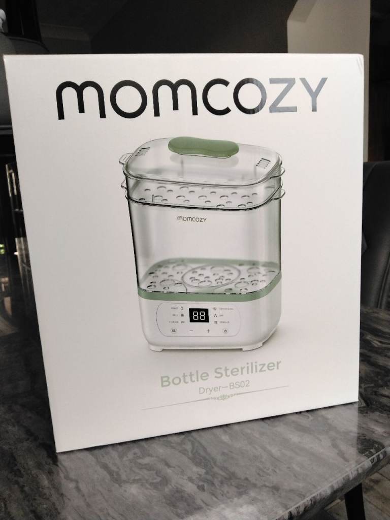 MOMCOZY Bottle Sterilizer & Dryer – New in Box