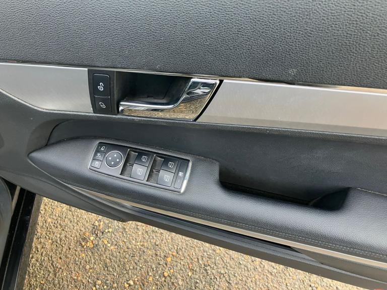 MERCEDES-BENZ E CLASS 2.1 E250 CDI BlueEfficiency SE 2010