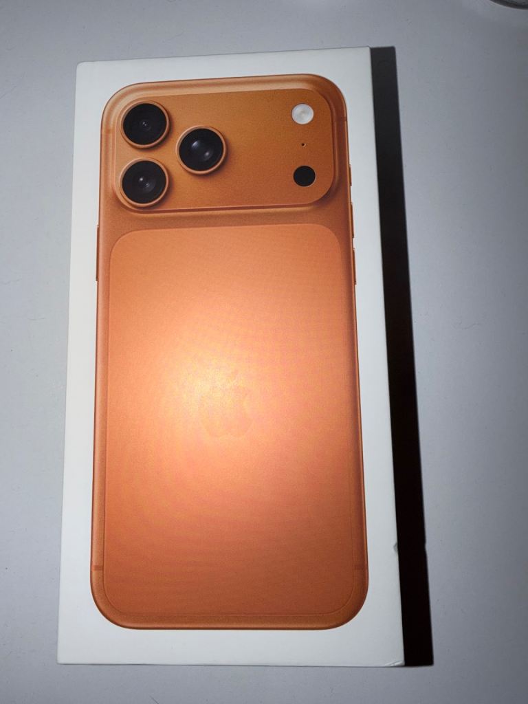 IPhone 17 Pro max 1TB Cosmic Orange