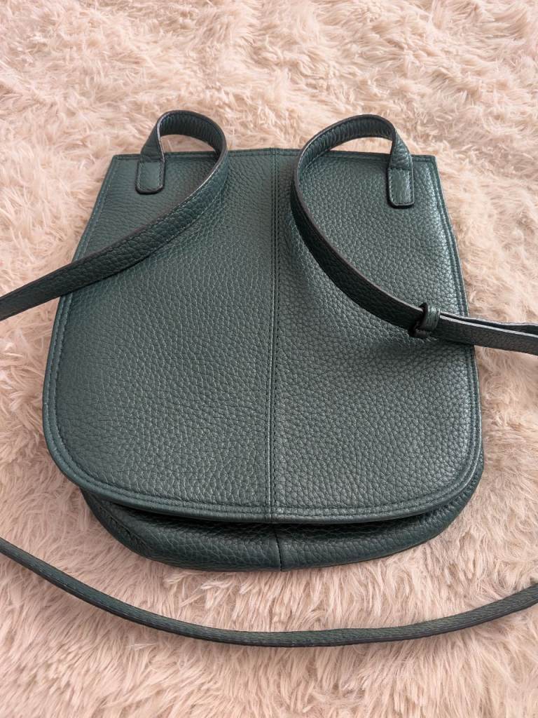 Osprey London Saddle Bag with Dust Bag 