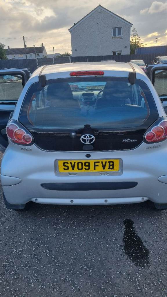 Toyota, AYGO, Hatchback, 2009, Manual, 998 (cc), 5 doors