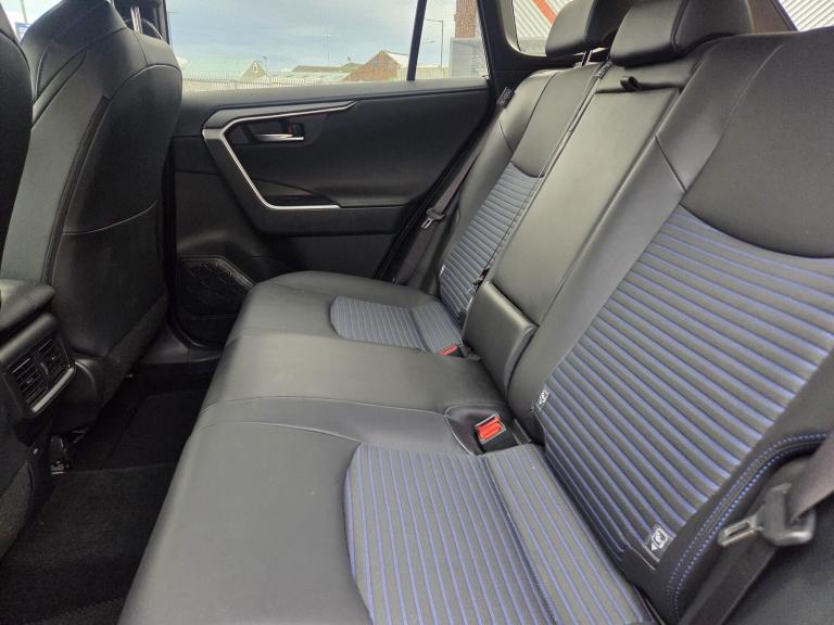 2023 Toyota RAV4 2.5 VVT-h GPF Dynamic SUV 5dr Petrol Hybrid CVT Euro 6 (s/s) (218 ps) ESTATE Pet...