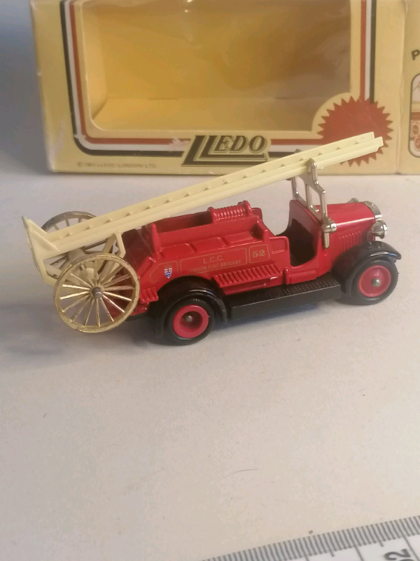 Vintage car  Model. Brand new. 