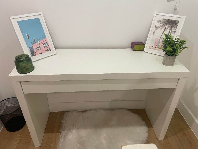 White Console Table w/ drawer
