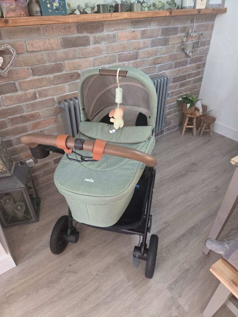 Joie Versatrax On-The-Go Encore Bundle - Laurel (Rotating Base)