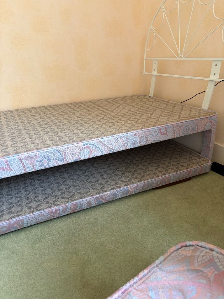 Free Trundle Bed with Two Mattresses – Good Condition