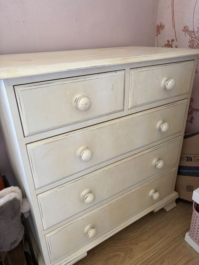 Used chest of drawers 