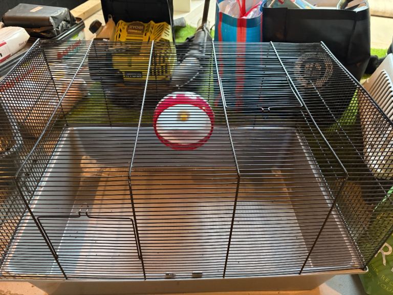 Large hamster / gerbil cage and accessories 