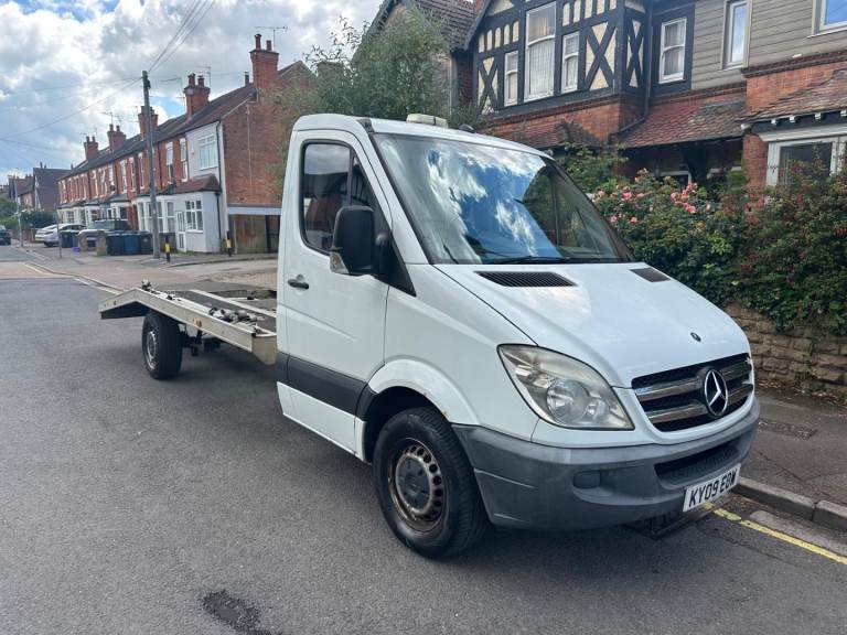 2009 Mercedes Sprinter Recovery Truck 