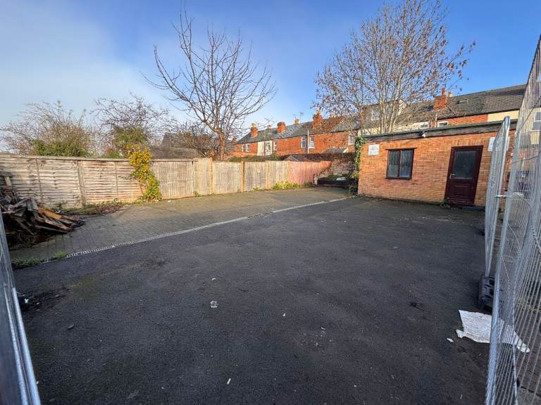 Yard with Garage Available to Rent