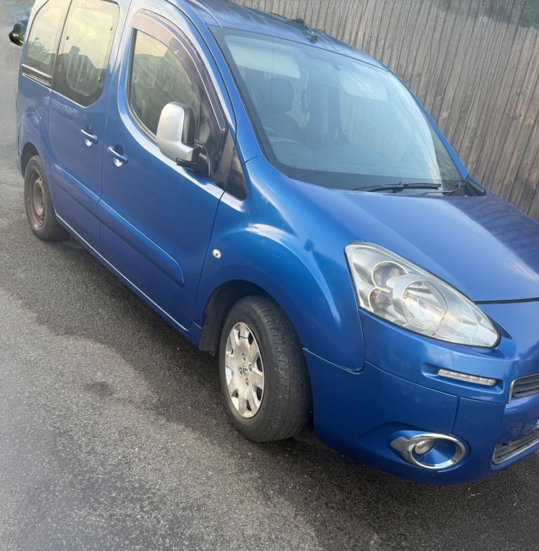 Peugeot, PARTNER TEPEE, MPV, 2014, Semi-Auto, 1560 (cc), 5 doors