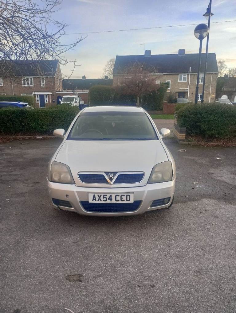 Vauxhall, VECTRA, Hatchback, 2004, Manual, 1910 (cc), 5 doors