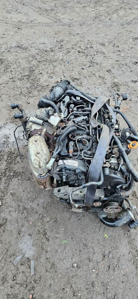 Volkswagen caddy engine 1.6 tdi cay engine for sale 