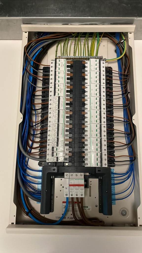 Fully qualified Electrician | Enfield | North London | Rewires | EICR| EV Chargers | Emergency 