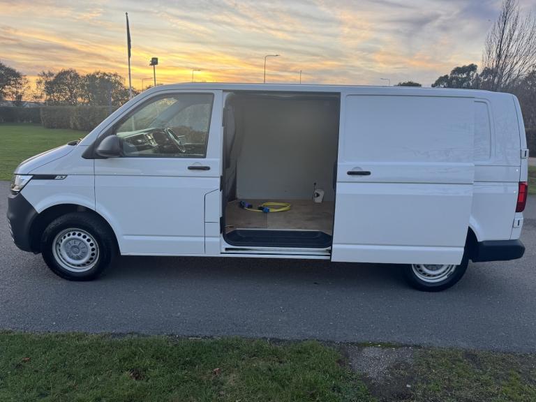VOLKSWAGEN TRANSPORTER e 110 37.3kWh 2021