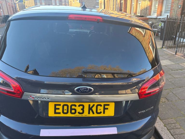 For sale, Ford s max titanium